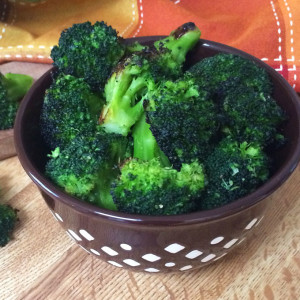 Easy Lemon Garlic Roasted Broccoli