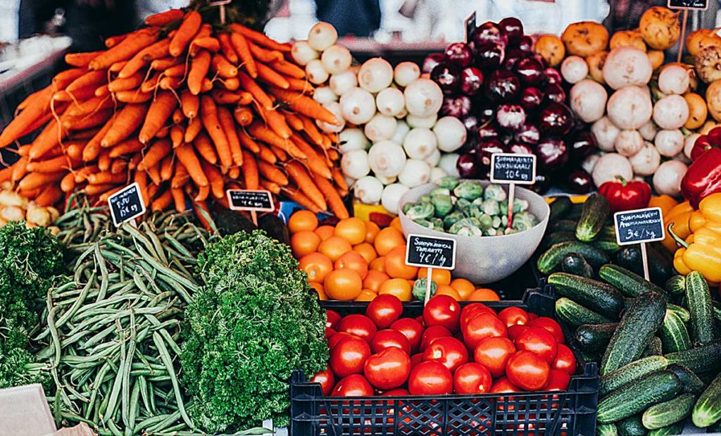 Veggies at a farmers market.